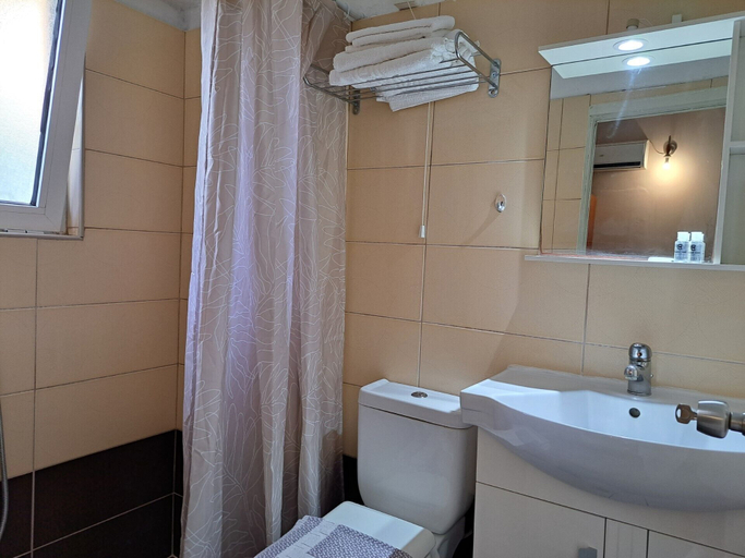 Bathroom 3, Bristol Hotel & Apartments, South Aegean