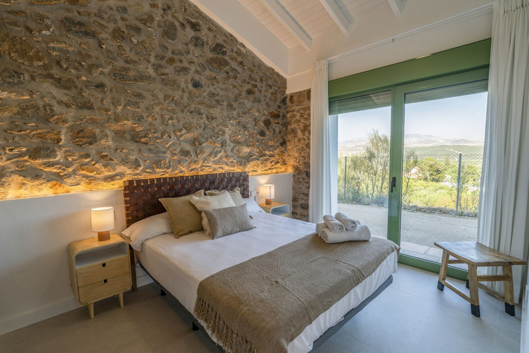 Bedroom 3, Paredones 3 Villa Rural Caminito del Rey, Málaga