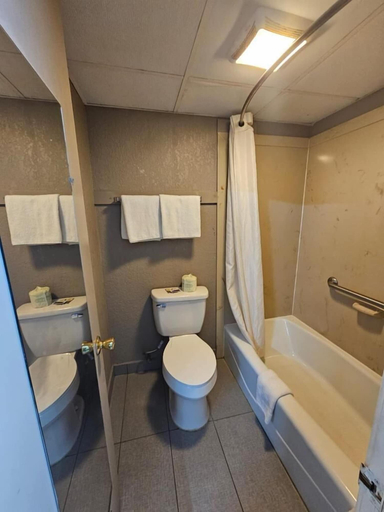 Bathroom 3, Days Inn by Wyndham Dumas Arkansas, Desha