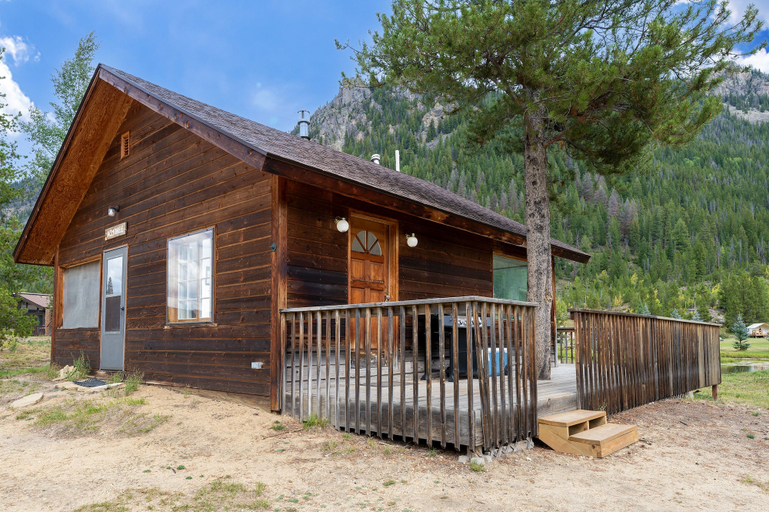 Exterior & Views 2, Arapaho Valley Ranch, Grand