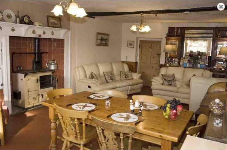Others 4, Charming 3-bed House on Exmoor, Somerset