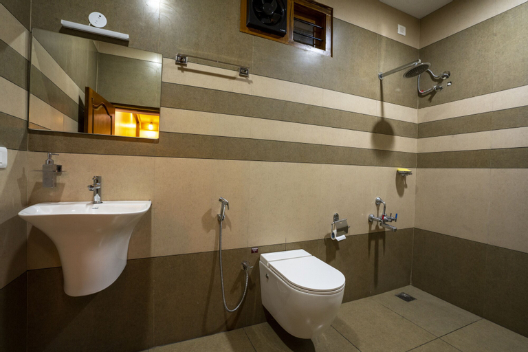 Bathroom 3