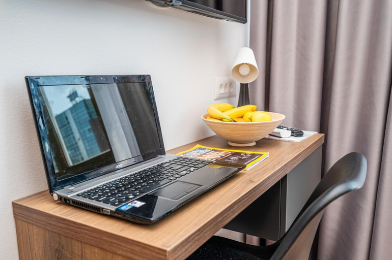 Room 4, Modern and Bright Duplex - Main Street, Sarajevo
