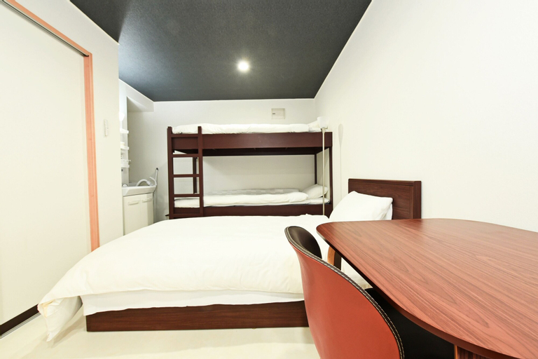Bedroom 16