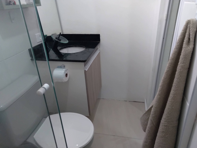 Bathroom 2, Marcos Morais, Guarulhos