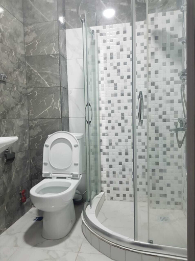 Bathroom 4, Perla De Mar, Batumi