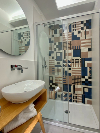 Bathroom 5, Kairos Tropea, Vibo Valentia