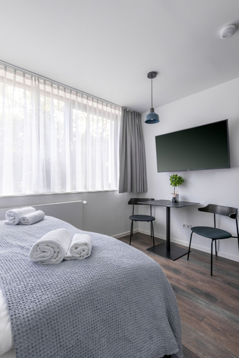 Bedroom 12