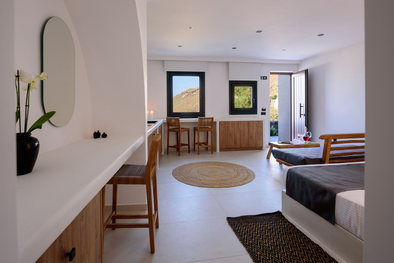 Bedroom 5, RyoLithos Suites, South Aegean