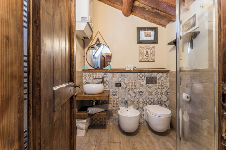 Bathroom 4, Fienile di Fabio by Geco Vacation Rentals, Prato