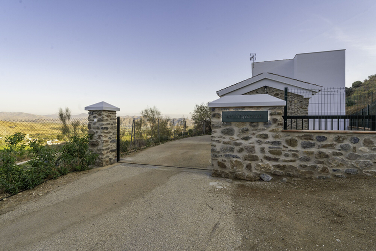 Exterior & Views 2, Paredones 3 Villa Rural Caminito del Rey, Málaga