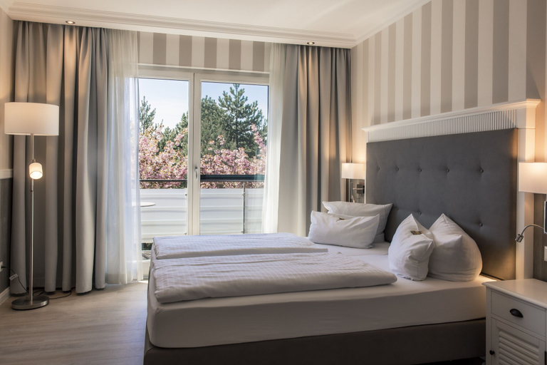 Bedroom 3, Hotel IV Jahreszeiten Zingst, Vorpommern-Rügen