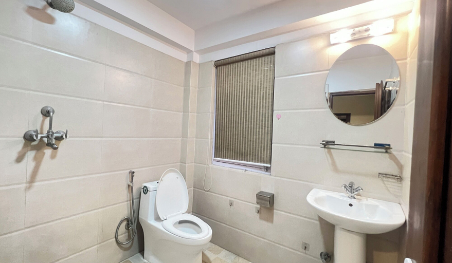 Bathroom 4, Thamel Hotel & Spa, Bagmati