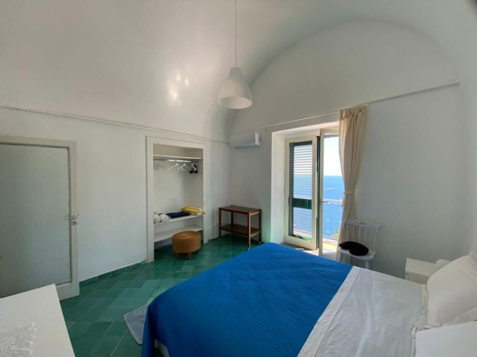 Room 5, Casa Laura in Positano, Salerno