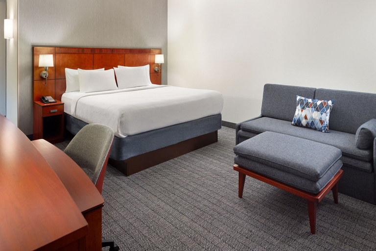 Bedroom 3, Courtyard by Marriott - Atlanta Executive Park/Emory, DeKalb