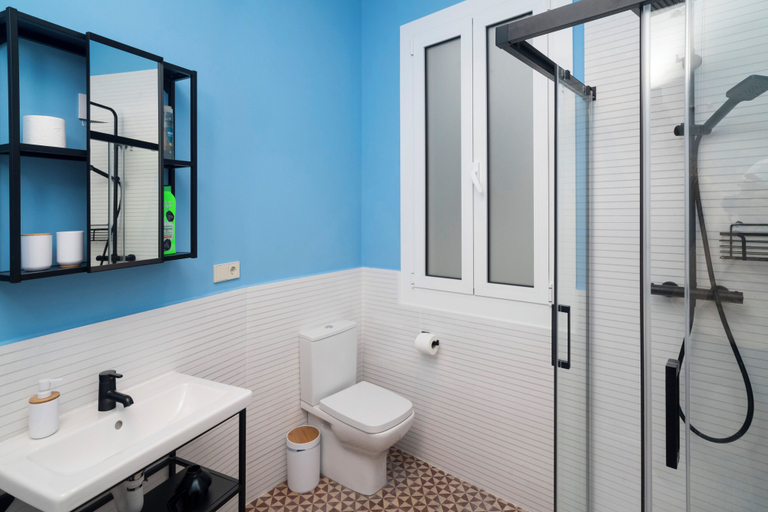 Bathroom 4, Caliu Apartments Barcelona - Camp Nou, Barcelona