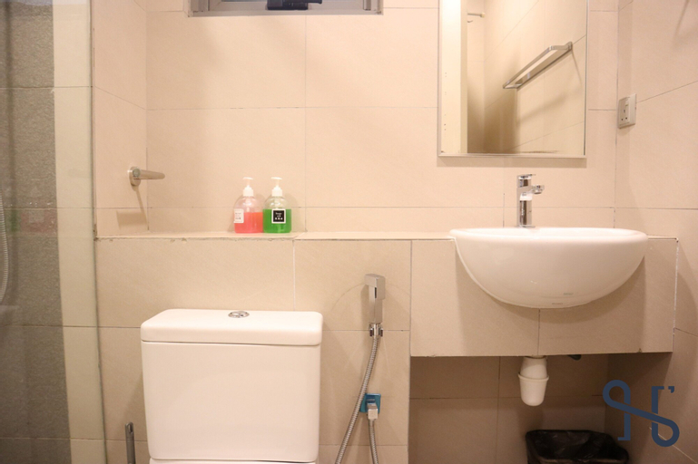 Bathroom 7