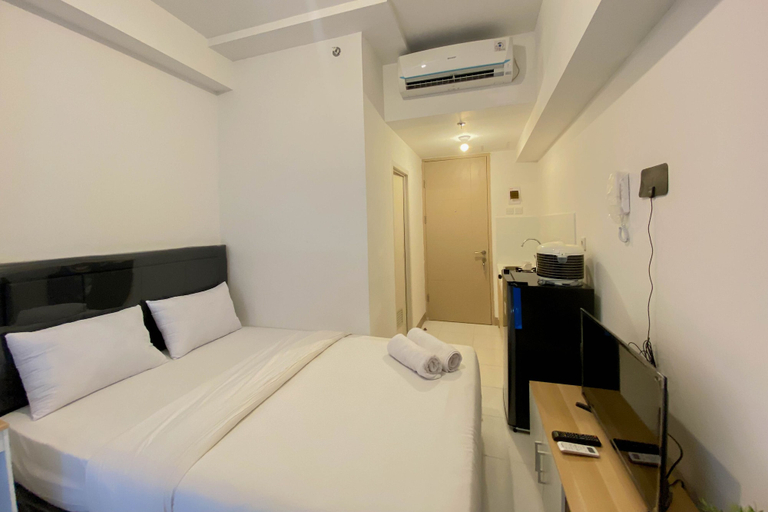 Bedroom 2, New Furnished Studio At Tokyo Riverside Pik 2 Apartment, Tangerang