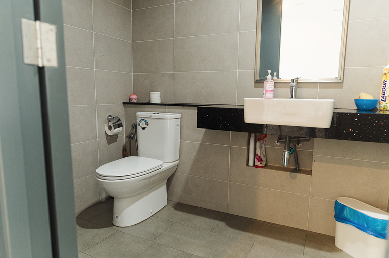 Bathroom 3, The Willow Studio Cityview by W. Stay @ Tropicana 218 Macalister, Penang Island