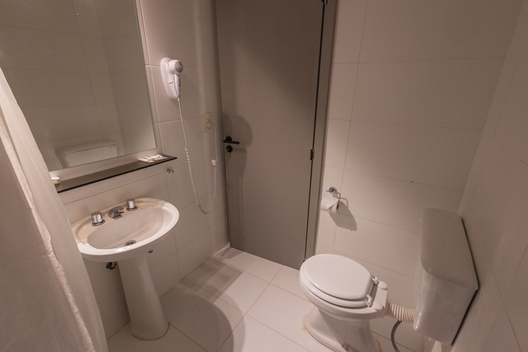 Bathroom, Tierra Gaucha Hotel Boutique, Bariloche