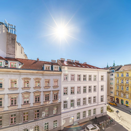 Exterior & Views 2, Luxurious and Bright, 5 min walk to city center, Wien