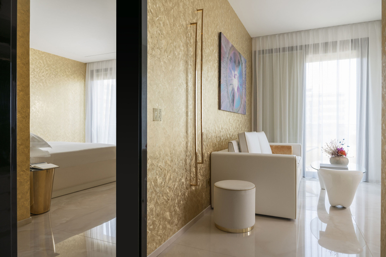 Bathroom 5, The Promenade Luxury Wellness Hotel, Rimini
