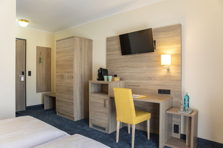 Bedroom 5, Hotel Lohr am Main, Main-Spessart