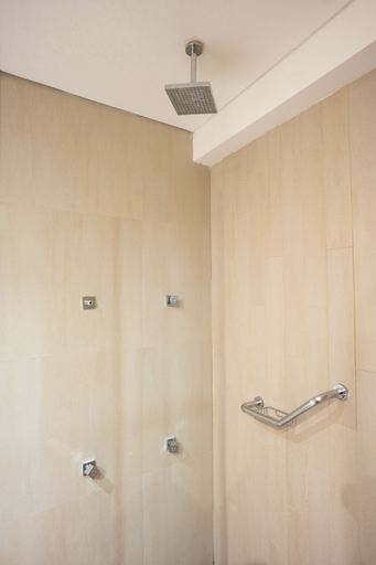 Bathroom 3, Hotel Bariloche Suites, Bariloche