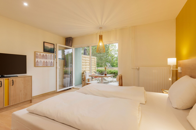 Bedroom 2, Center Parcs Park Eifel, Vulkaneifel