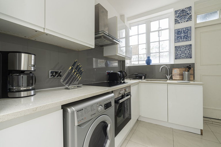 Others 5, Marble Arch Apartments, London