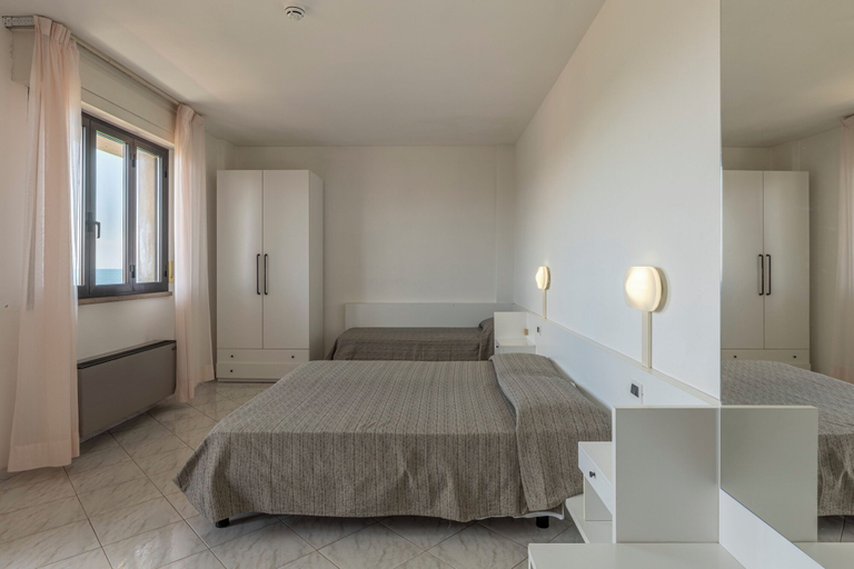 Bedroom 4, Hotel Quisisana Vada, Livorno