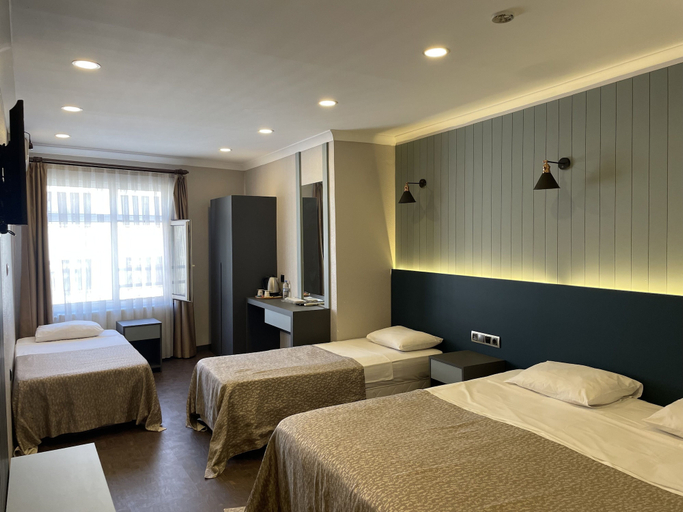 Bedroom 4, Keles Hotel, Merkez