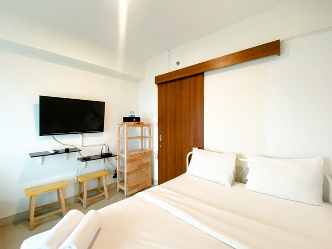 Bedroom 3, Modern And Homey Studio At Grand Kamala Lagoon Apartment, Bekasi