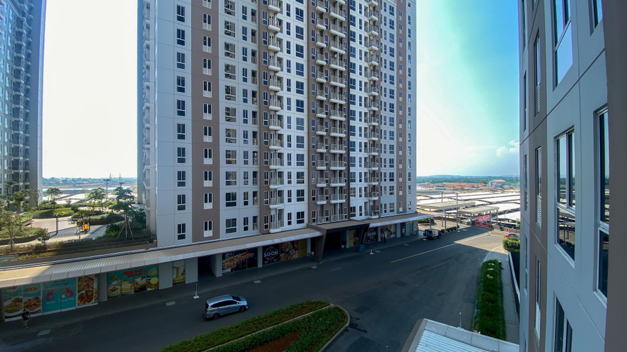 Exterior & Views, Homey Living Studio Room At Tokyo Riverside Pik 2 Apartment, Tangerang