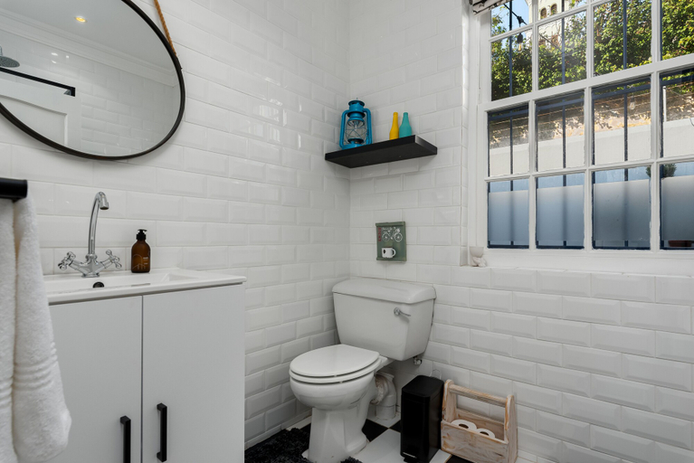 Bathroom 4, Torbay 31, City of Cape Town