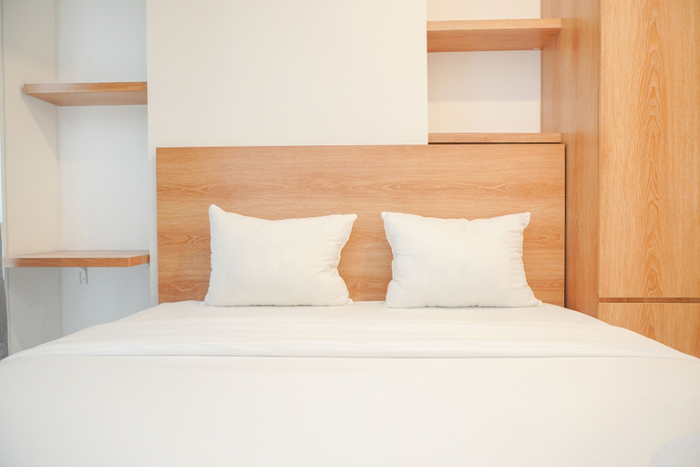 Bedroom 3, Cozy And Simply Look Studio Tokyo Riverside Pik 2 Apartment, Tangerang