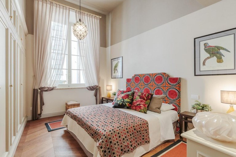Room 2, Casa Edgar in Lucca With 2 Bedrooms and 2 Bathrooms, Lucca