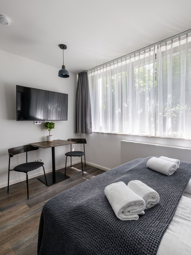 Bedroom 14