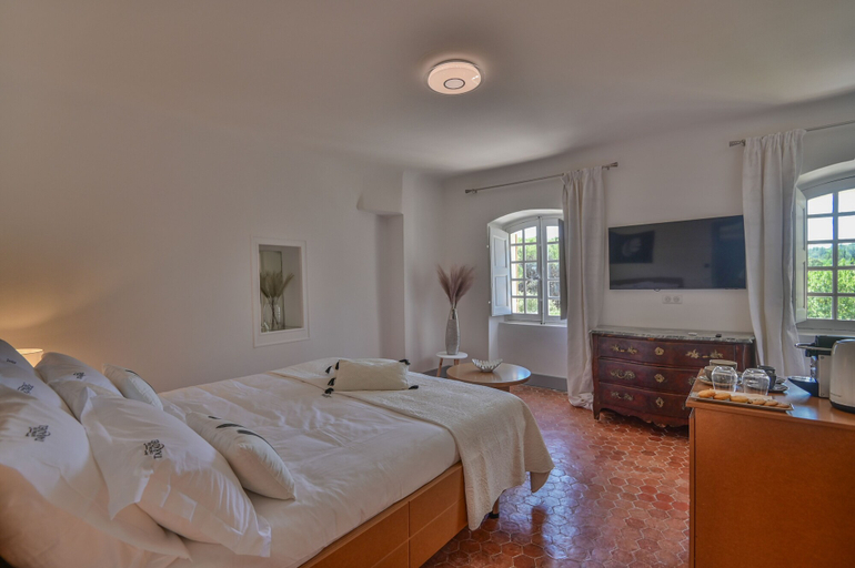 Bedroom 2, Château de Taradel, Var