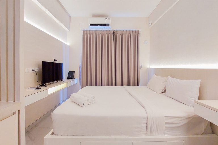 Bedroom 4, Comfy Designed And Modern Studio At Sky House Bsd Apartment, Tangerang Selatan