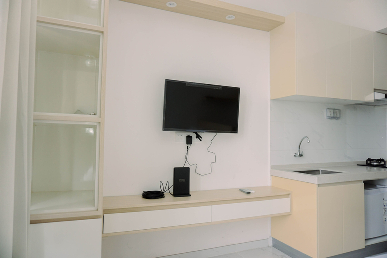 Others 3, Cozy And Best Choice Studio Sky House Bsd Apartment, South Tangerang