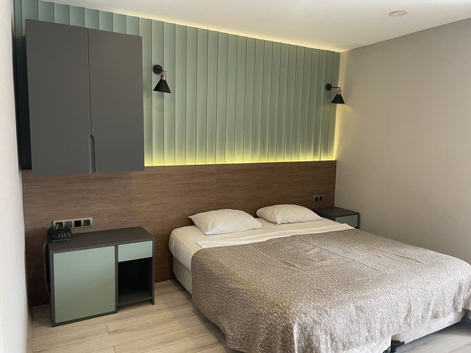Bedroom 2, Keles Hotel, Merkez