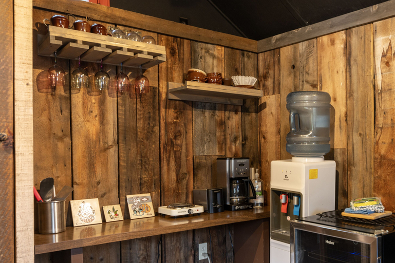 Food & Drinks 5, Arapaho Valley Ranch, Grand