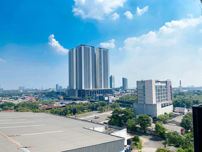 Others 3, Cozy and Spacious Studio Room Azalea Suites Apartment By Travelio, Cikarang