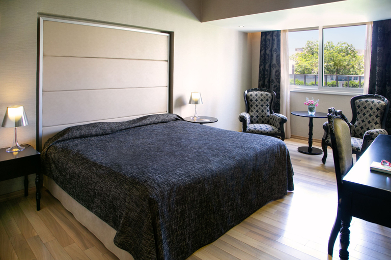 Bedroom 3, Cleopatra Hotel