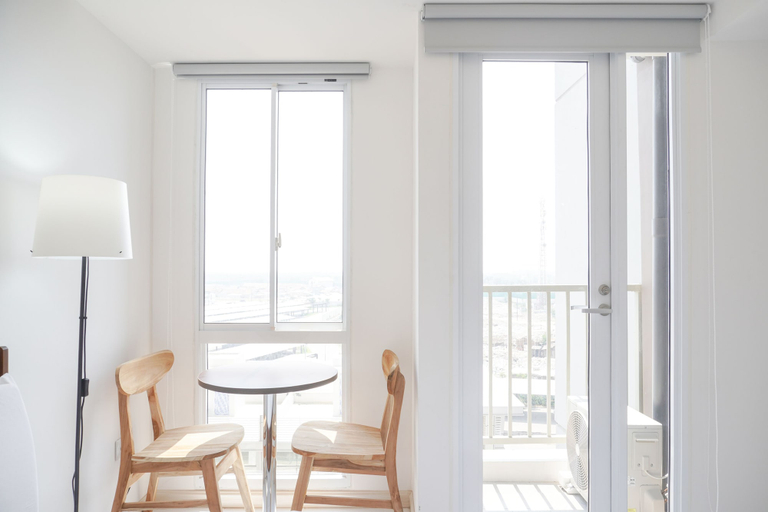 Others 3, Tranquil Stay Studio with Sea View at Tokyo Riverside PIK 2 Apartment By Travelio, Tangerang