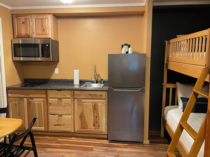 Dining Room 1