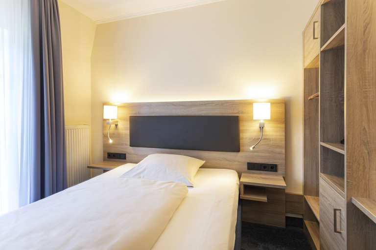 Bedroom 4, Hotel Lohr am Main, Main-Spessart