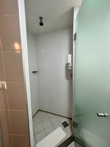 Bathroom 4, ibis Merida, Mérida