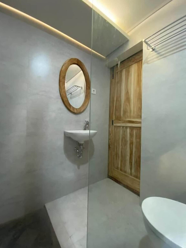 Bathroom 3, Bukit Tiga Lima Boutique Hotel, Lombok
